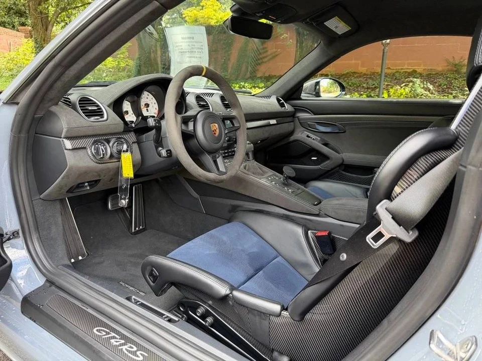 2023 Porsche 718 Cayman GT4 RS - Image 4 of 5