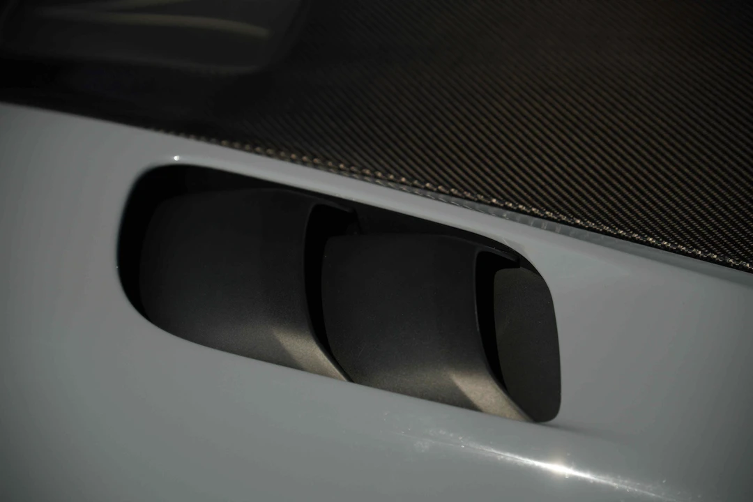 2023 Porsche 718 Cayman GT4 RS - Image 28 of 31