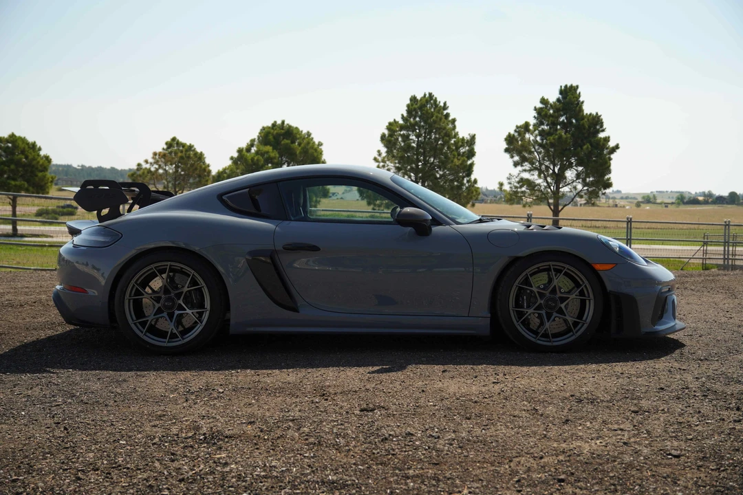 2023 Porsche 718 Cayman GT4 RS - Image 6 of 31