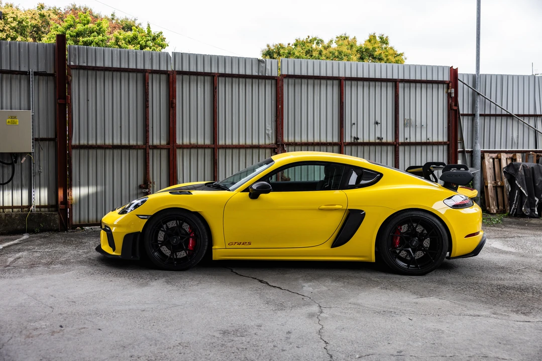 2023 Porsche 718 Cayman GT4 RS - Image 4 of 31
