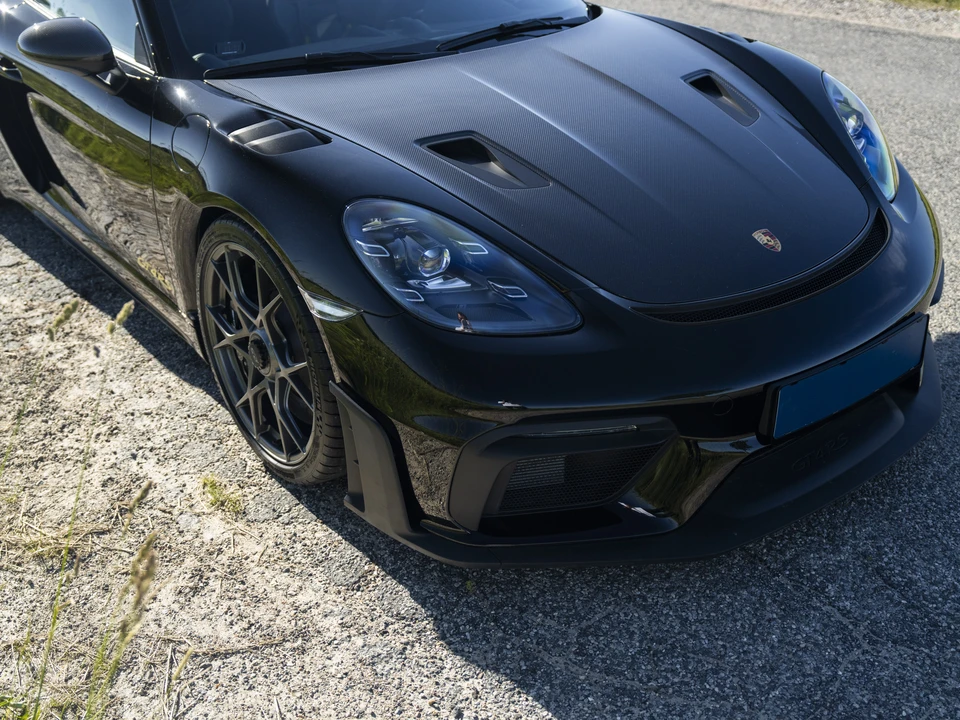 2023 Porsche 718 Cayman GT4 RS - Image 22 of 31