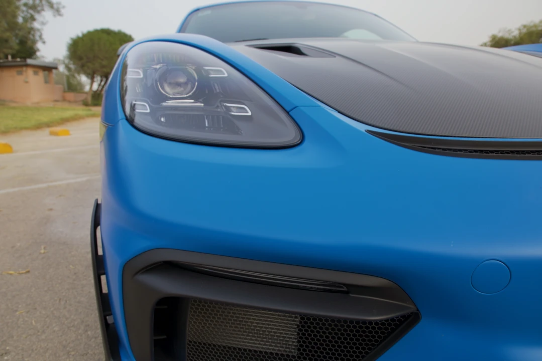 2023 Porsche 718 Cayman GT4 RS - Image 23 of 31
