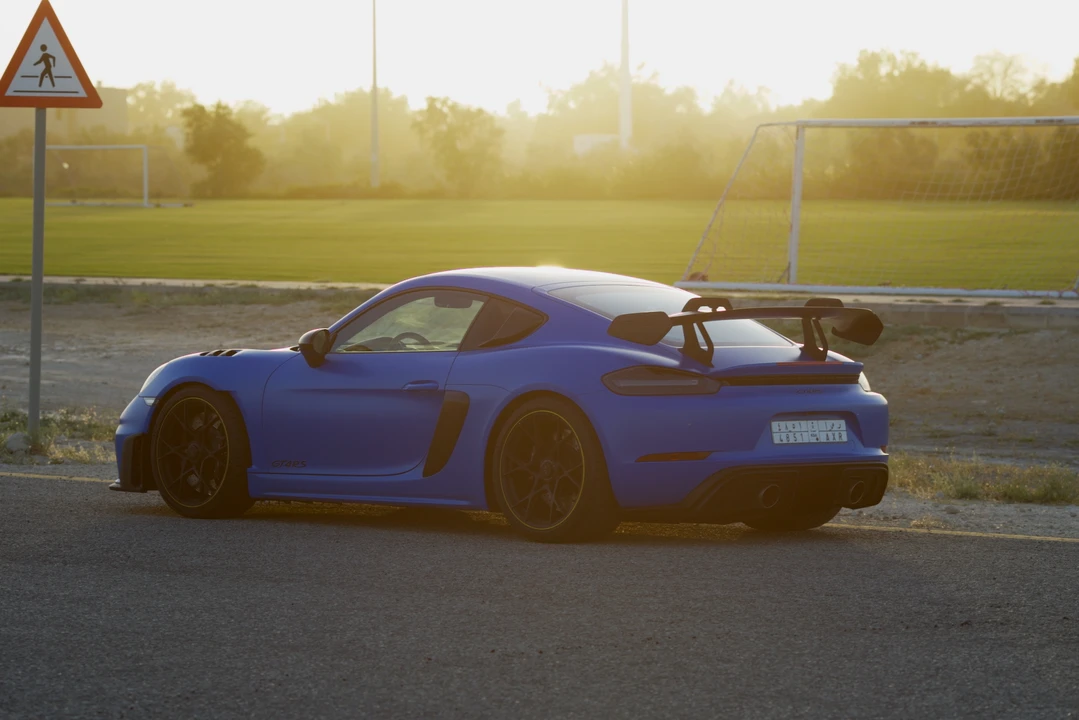 2023 Porsche 718 Cayman GT4 RS - Image 7 of 31