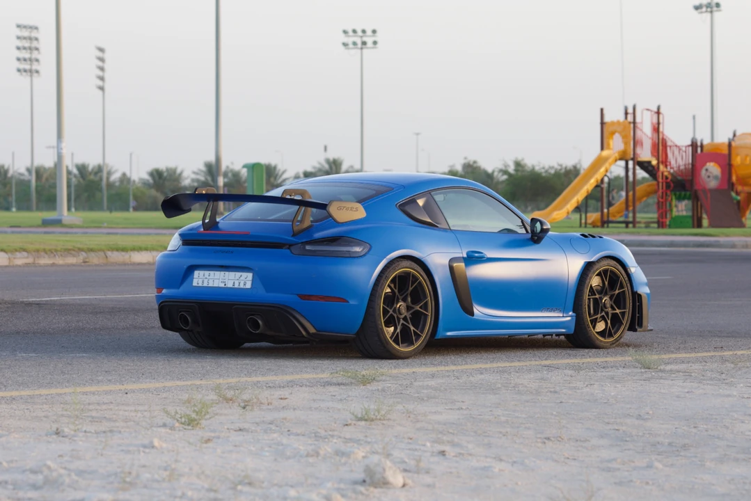 2023 Porsche 718 Cayman GT4 RS - Image 5 of 31