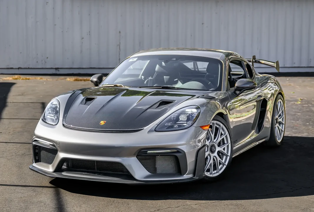 2023 Porsche 718 Cayman GT4 RS - Image 2 of 6