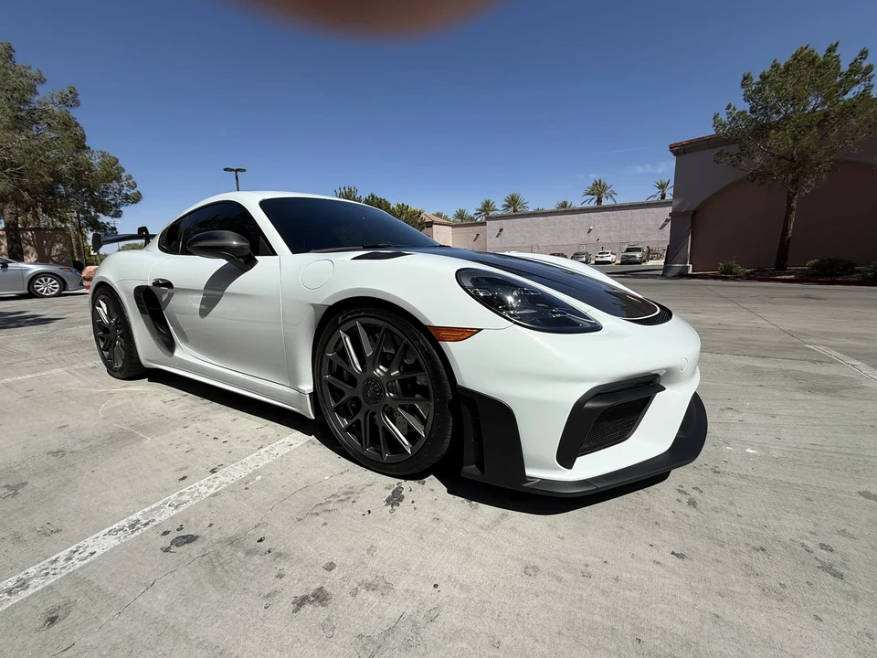 2023 Porsche 718 Cayman GT4 RS - Image 8 of 31
