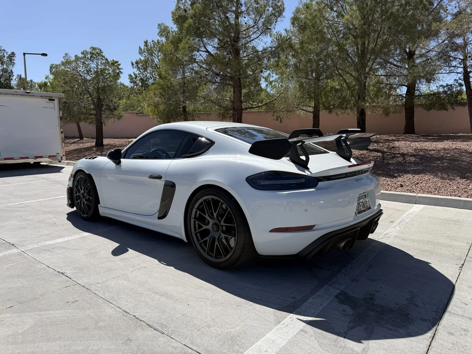 2023 Porsche 718 Cayman GT4 RS - Image 19 of 31
