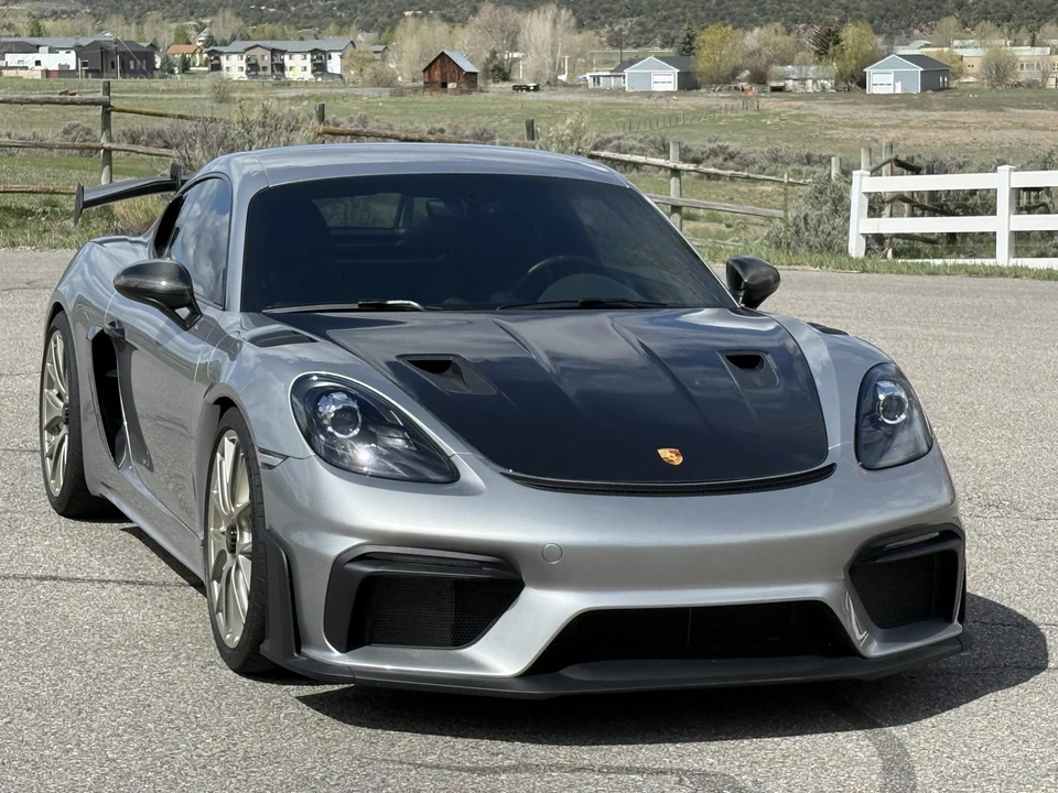 2023 Porsche 718 Cayman GT4 RS - Image 9 of 31