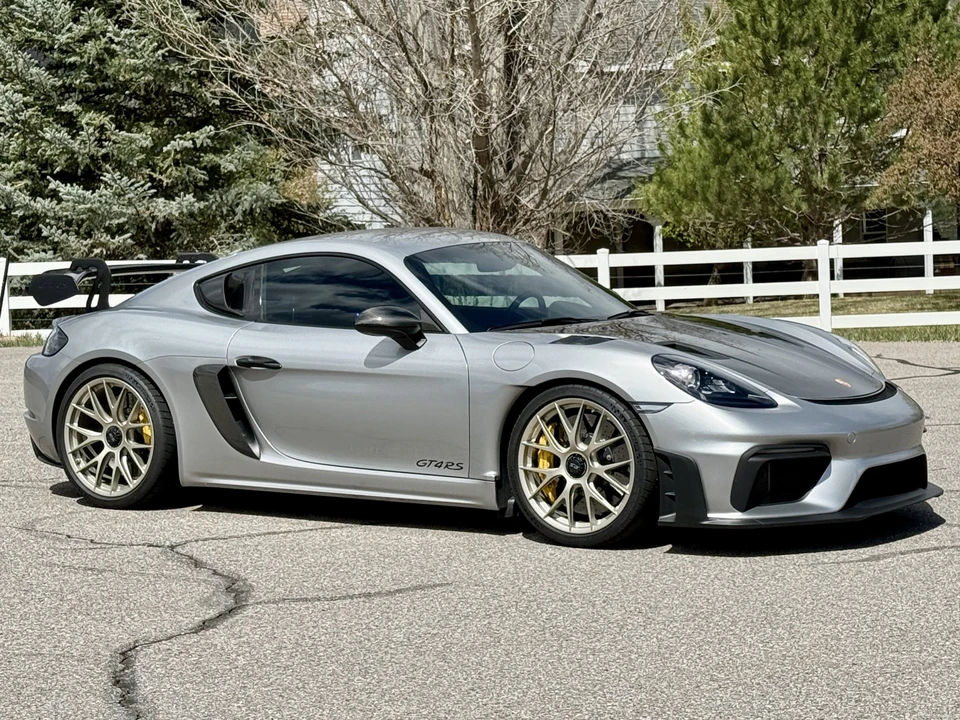 2023 Porsche 718 Cayman GT4 RS - Image 22 of 31
