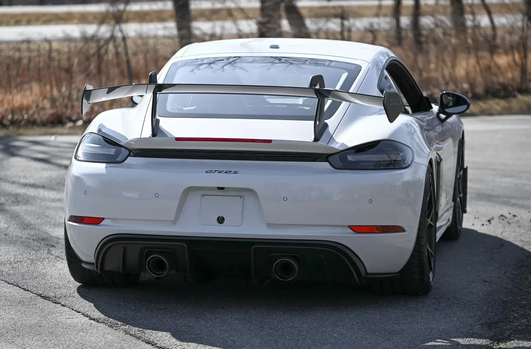 2023 Porsche 718 Cayman GT4 RS - Image 3 of 6