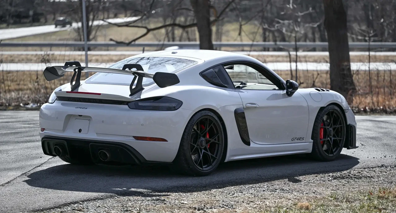 2023 Porsche 718 Cayman GT4 RS - Image 4 of 6