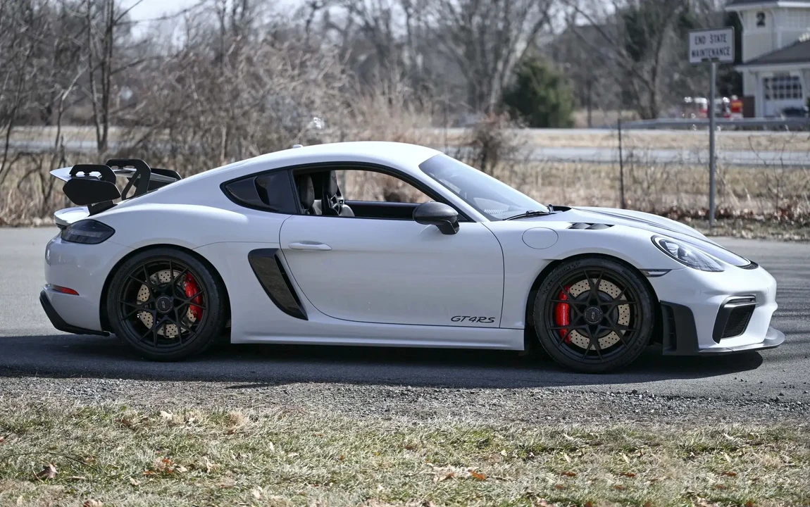 2023 Porsche 718 Cayman GT4 RS - Image 5 of 6
