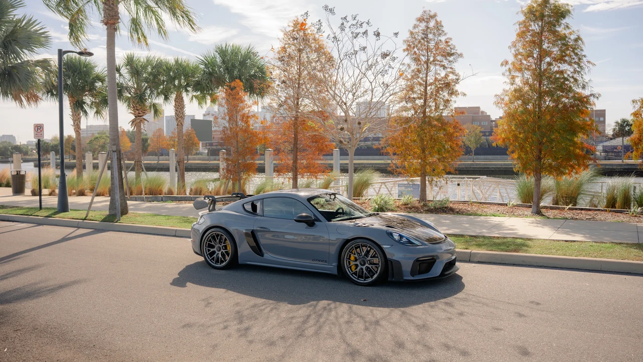 2023 Porsche 718 Cayman GT4 RS - Image 6 of 31