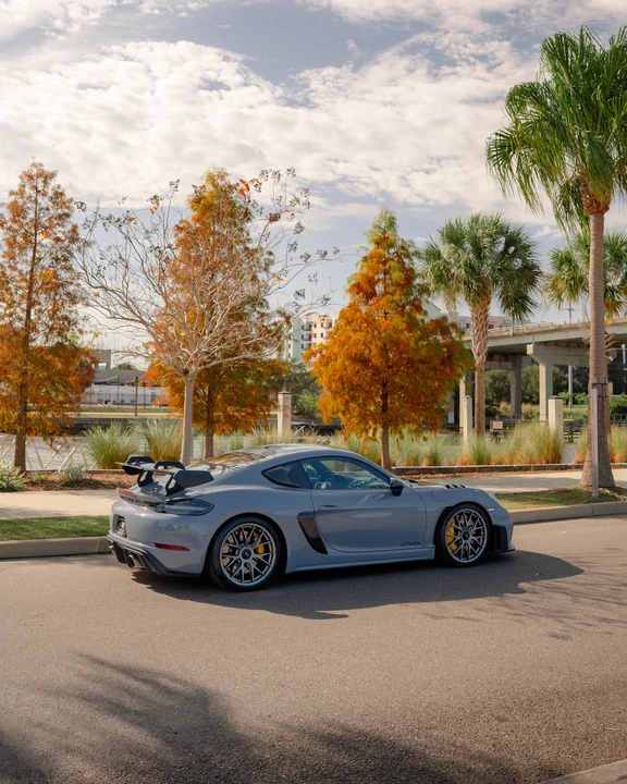 2023 Porsche 718 Cayman GT4 RS - Image 9 of 31