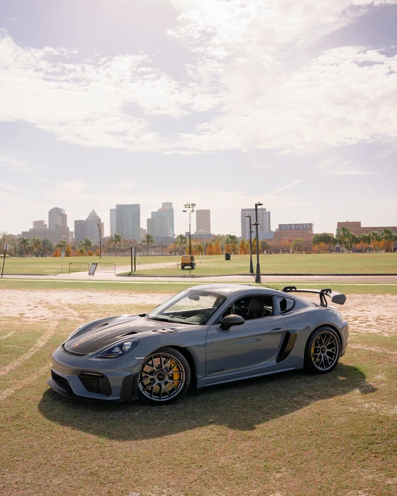 2023 Porsche 718 Cayman GT4 RS - Image 10 of 31