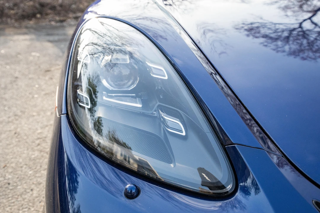 2023 Porsche 718 Cayman GT4 - Image 14 of 31