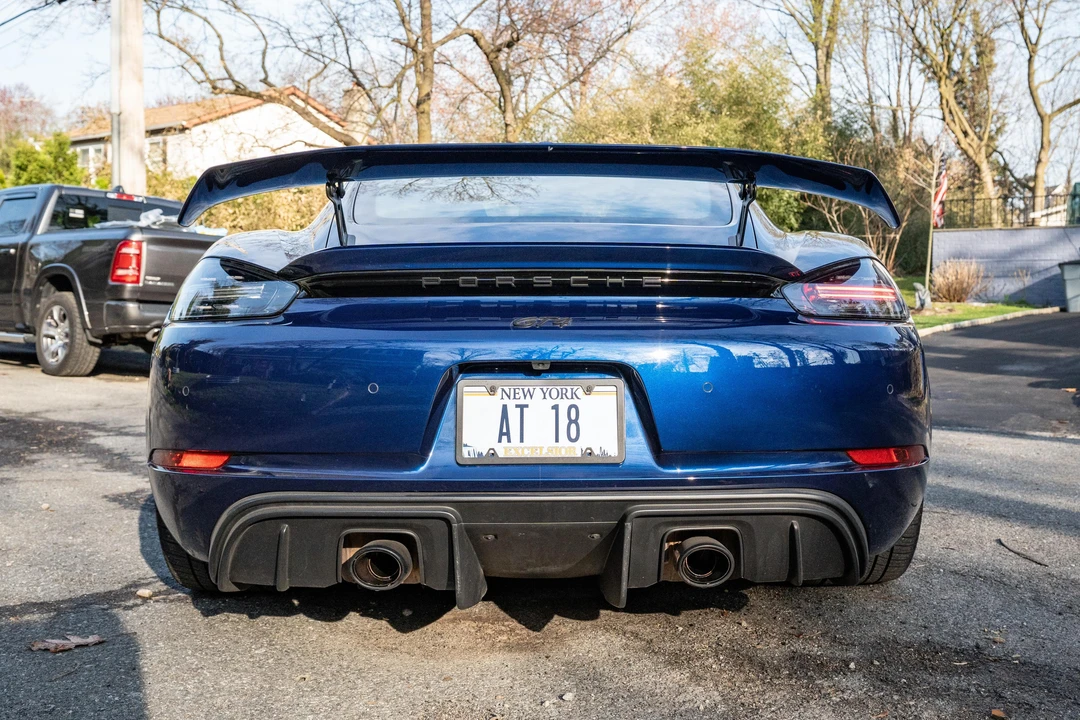 2023 Porsche 718 Cayman GT4 - Image 10 of 31