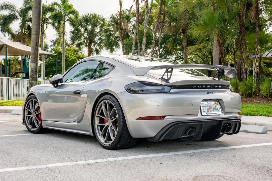 2023 Porsche 718 Cayman GT4 - Image 7 of 31