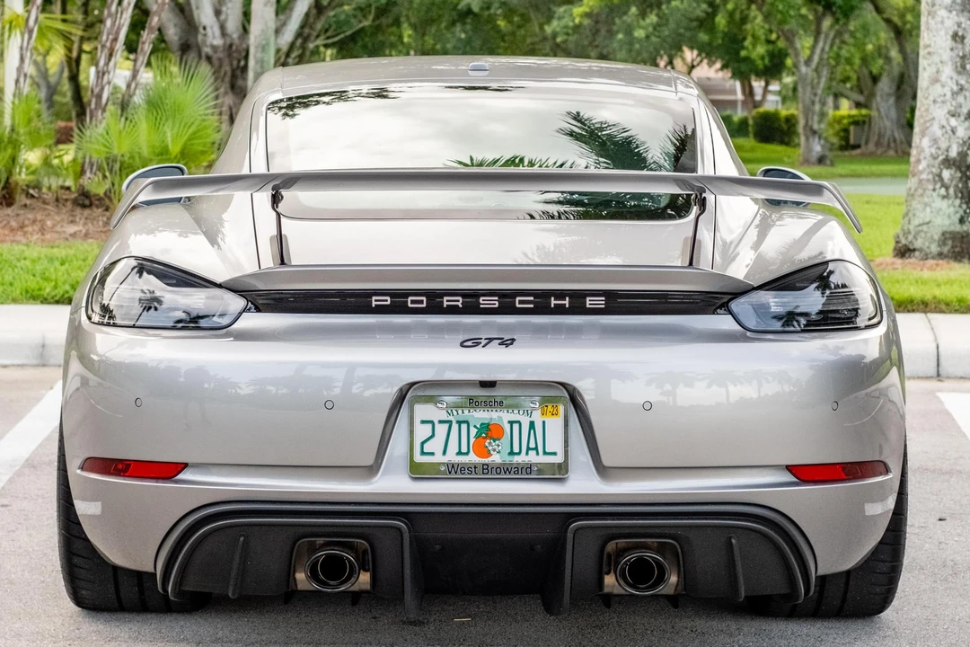 2023 Porsche 718 Cayman GT4 - Image 5 of 31