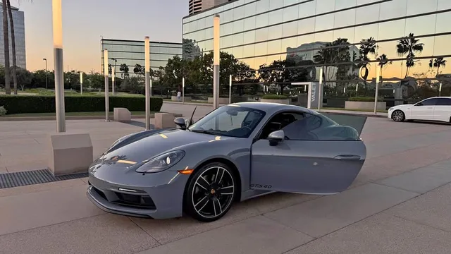 2023 Porsche 718 Cayman GTS 4.0 Coupe