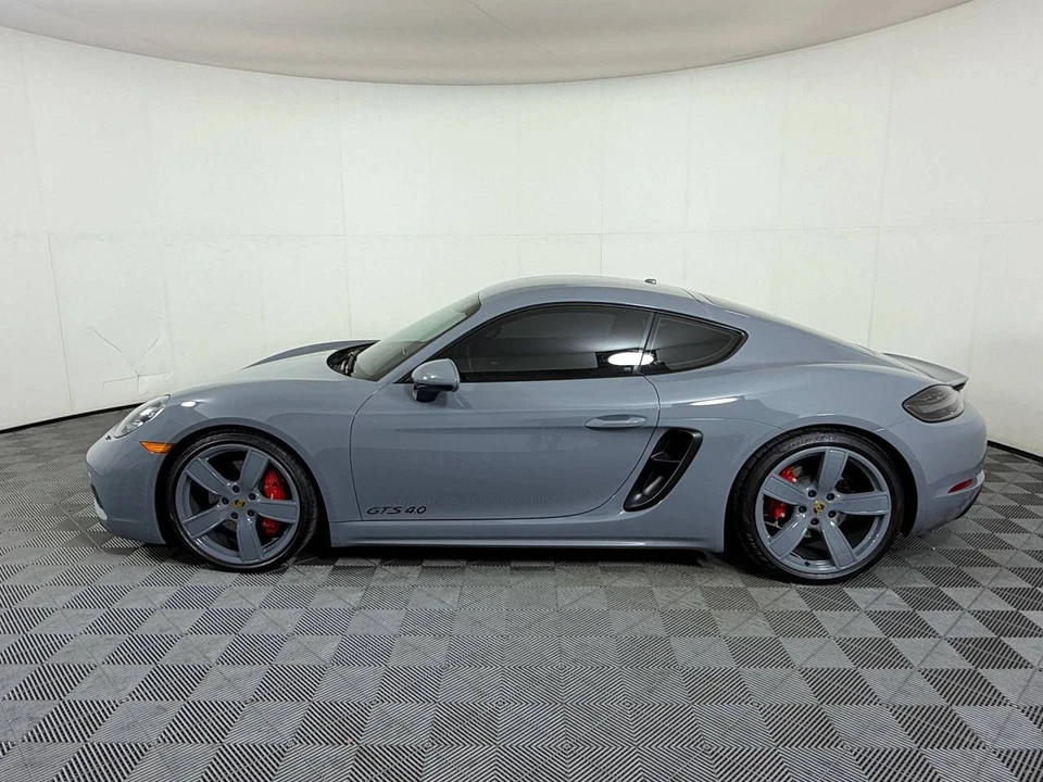 2023 Porsche 718 Cayman GTS 4.0 - Image 2 of 5