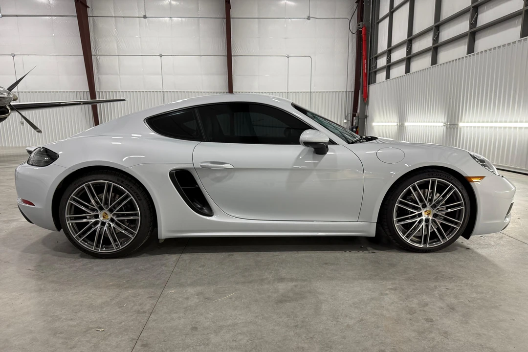 2023 Porsche 718 Cayman GTS 4.0 - Image 3 of 31