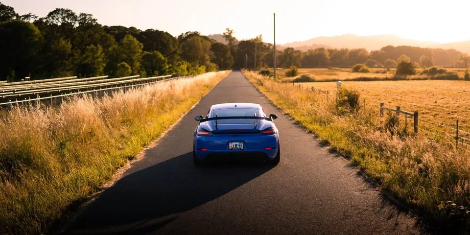 2023 Porsche 718 Cayman - Image 5 of 9