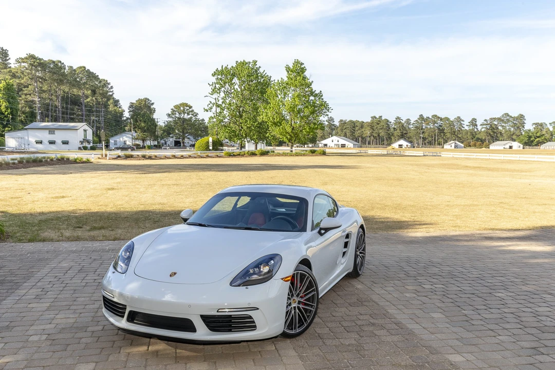 2023 Porsche 718 Cayman S - Image 8 of 31