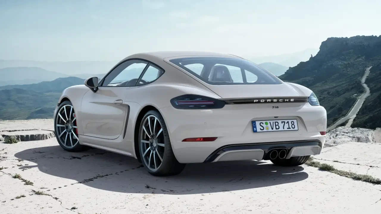 2023 Porsche 718 Cayman S - Image 3 of 7