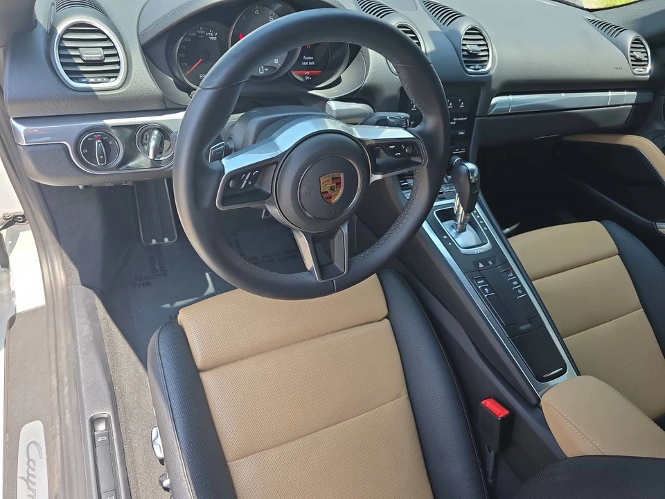 2023 Porsche 718 Cayman S - Image 4 of 5