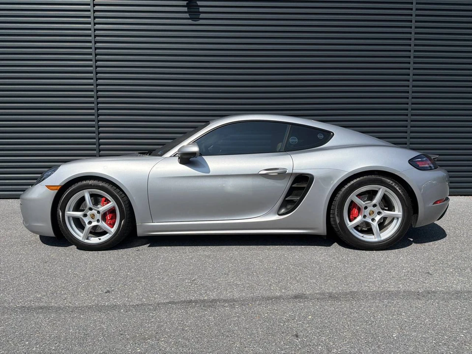 2023 Porsche 718 Cayman S - Image 2 of 5