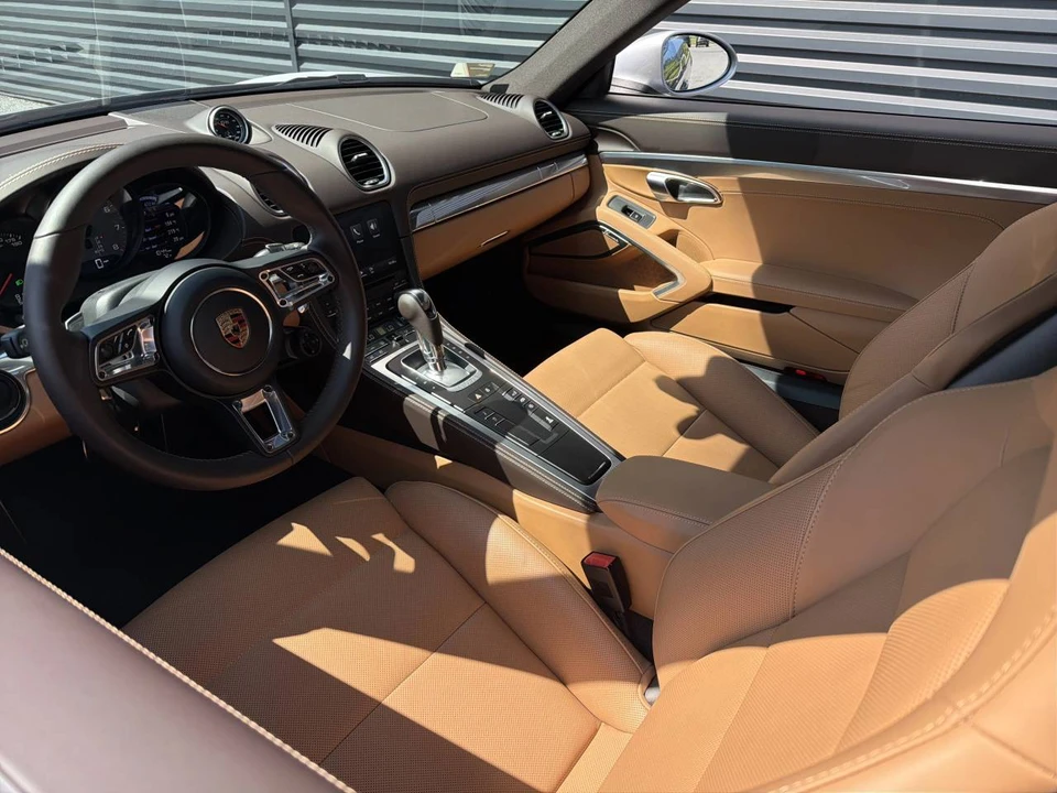 2023 Porsche 718 Cayman S - Image 4 of 5