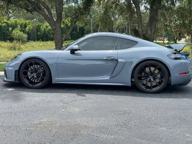 2023 Porsche 718 Cayman GT4 - Image 6 of 31
