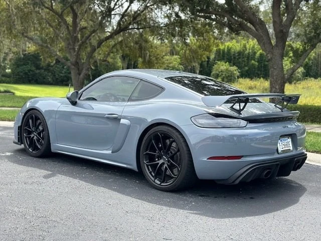 2023 Porsche 718 Cayman GT4 - Image 7 of 31