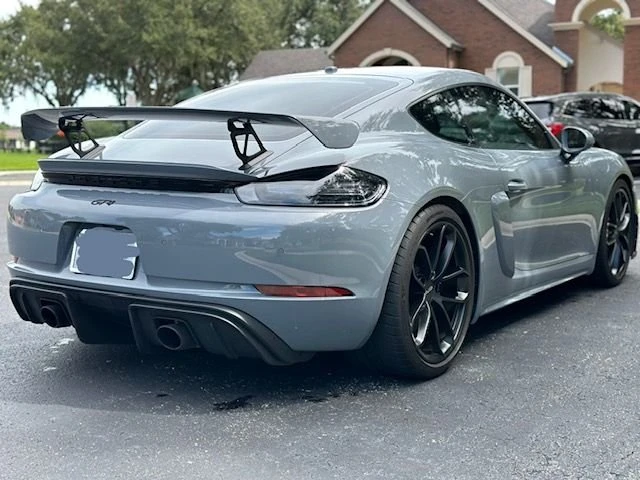 2023 Porsche 718 Cayman GT4 - Image 9 of 31