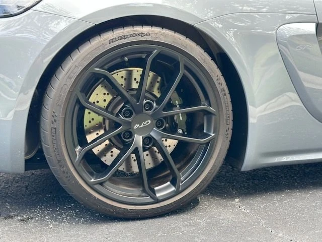 2023 Porsche 718 Cayman GT4 - Image 10 of 31