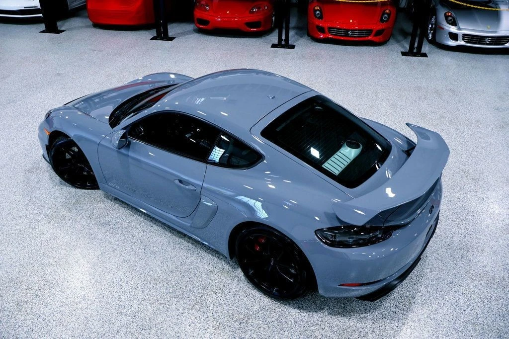 2023 Porsche - Image 8 of 12