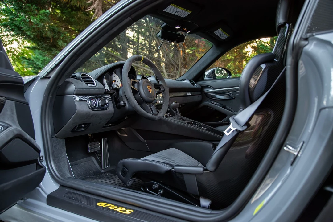 2023 Porsche 718 Cayman GT4 RS - Image 7 of 14