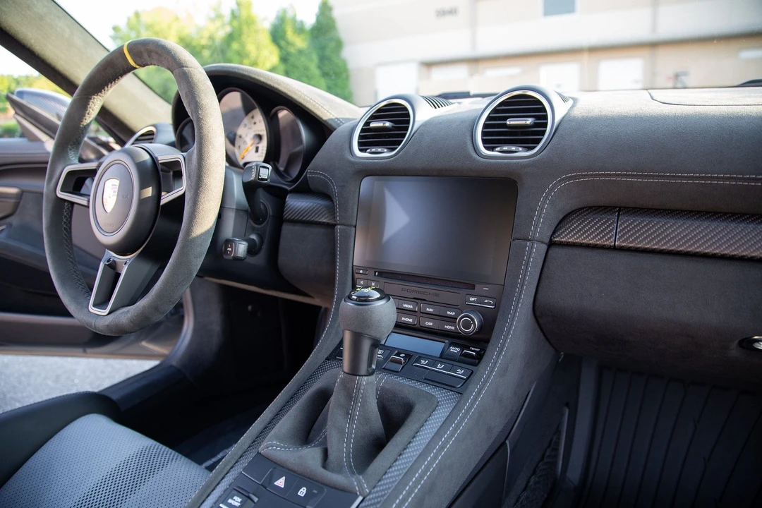 2023 Porsche 718 Cayman GT4 RS - Image 9 of 14