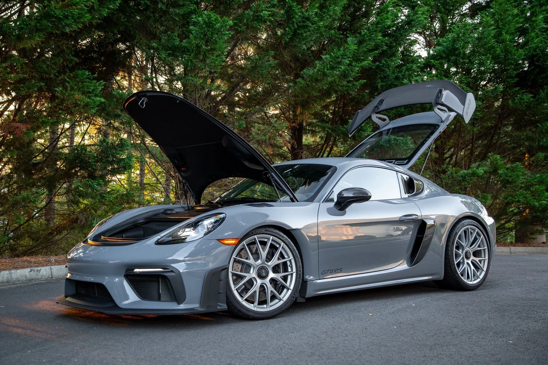 2023 Porsche 718 Cayman GT4 RS - Image 4 of 14