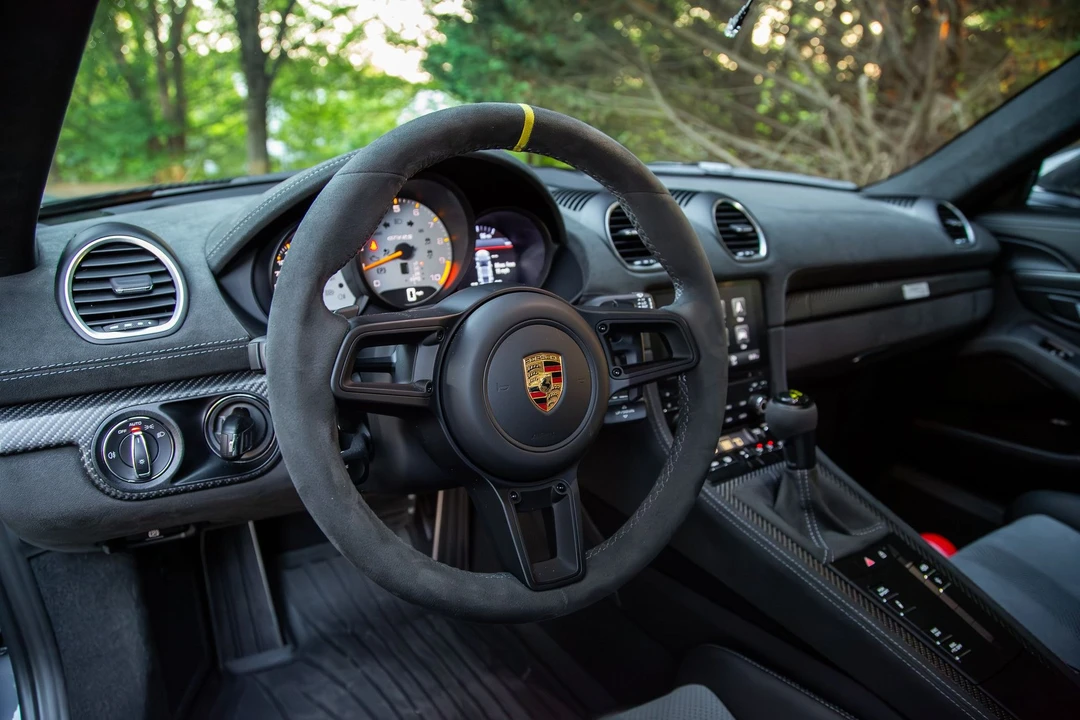 2023 Porsche 718 Cayman GT4 RS - Image 6 of 14