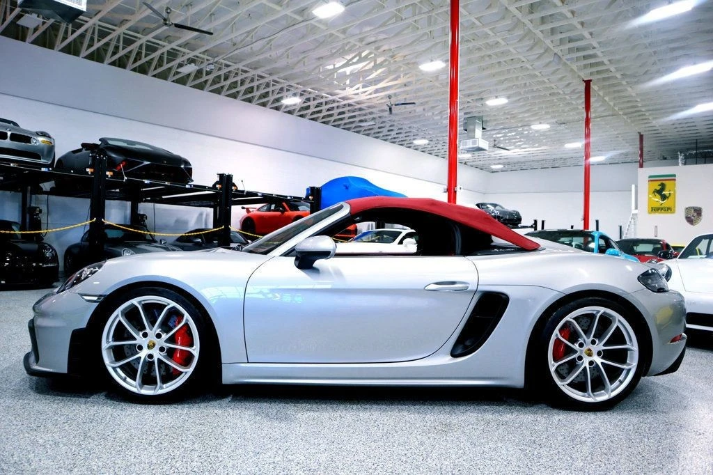 2023 Porsche - Image 3 of 12