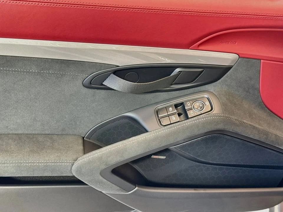 2023 Porsche 718 Boxster Spyder - Image 8 of 20