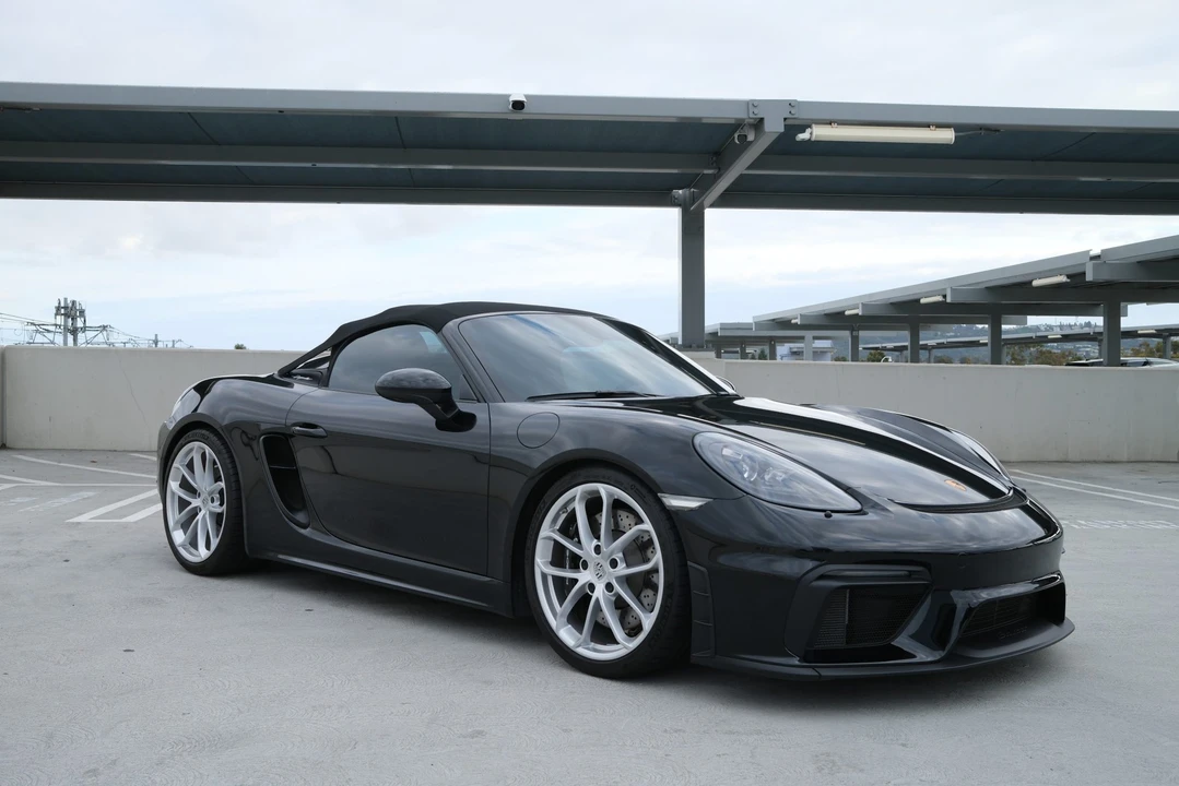2023 Porsche 718 Boxster Spyder - Image 25 of 31