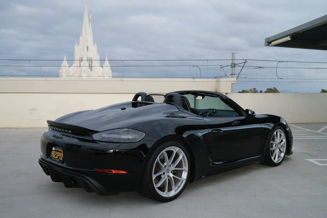 2023 Porsche 718 Boxster Spyder - Image 10 of 31