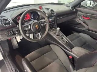 2023 Porsche 718 Boxster Spyder - Image 4 of 4