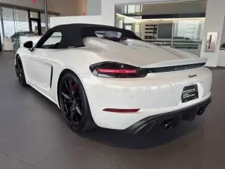 2023 Porsche 718 Boxster Spyder - Image 3 of 4