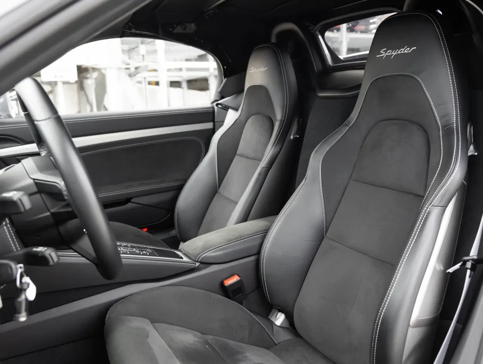 2023 Porsche 718 Boxster Spyder - Image 5 of 7