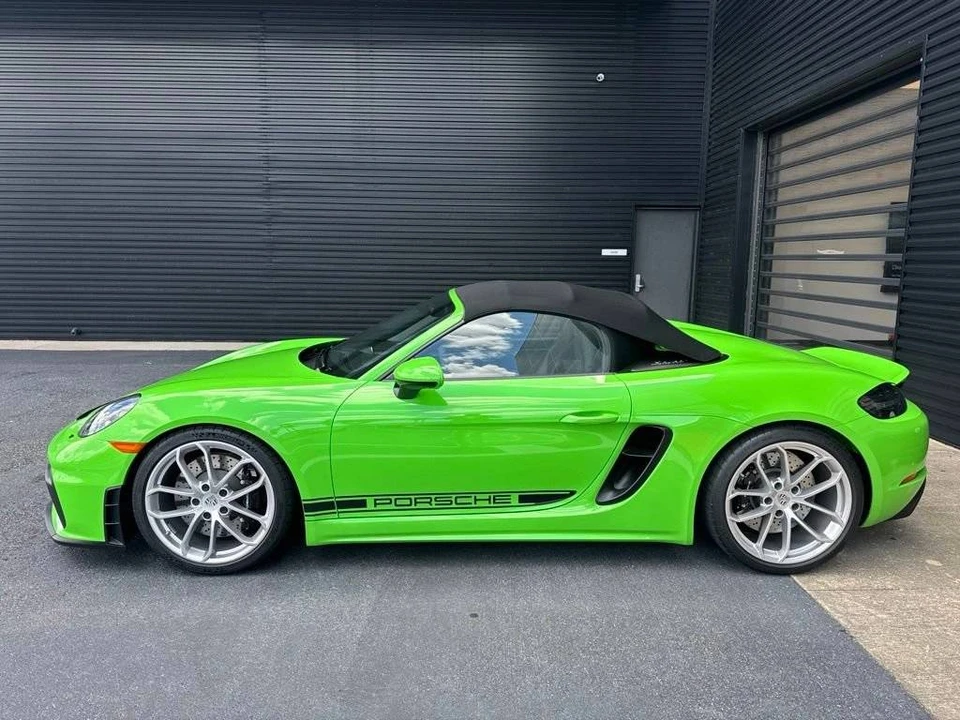 2023 Porsche 718 Boxster Spyder - Image 2 of 5