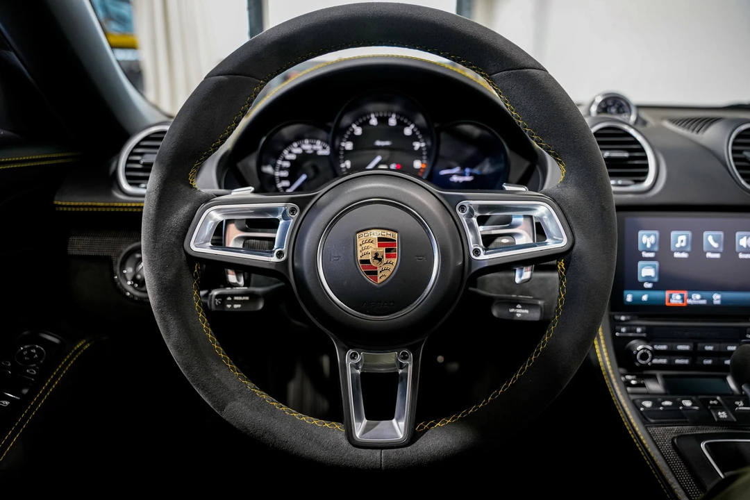2023 Porsche 718 Boxster Spyder - Image 11 of 12